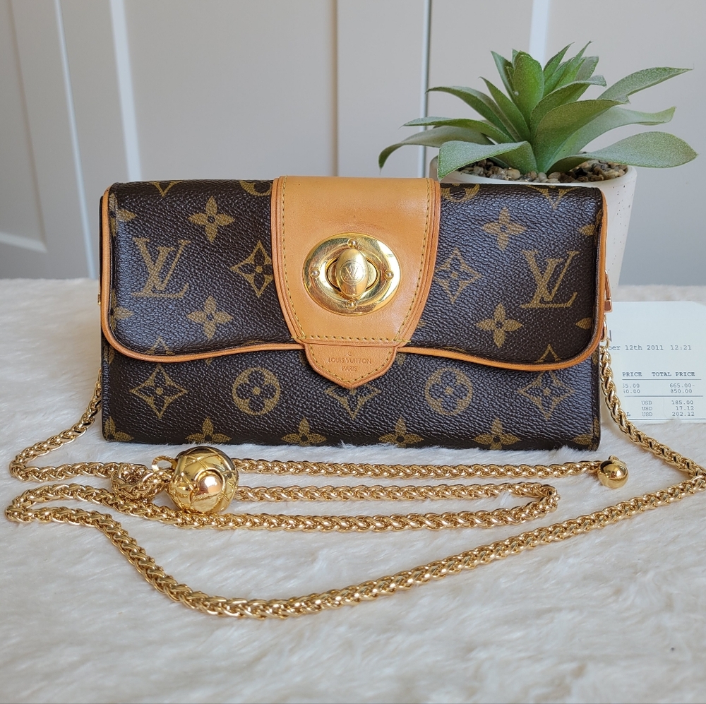 BEAUTIFUL❤️ Authentic Louis Vuitton Wallet Boetie Monogram